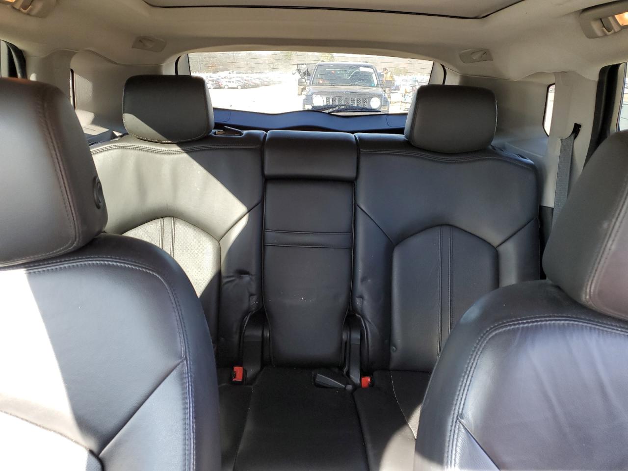 2011 Cadillac SRX - Image 10
