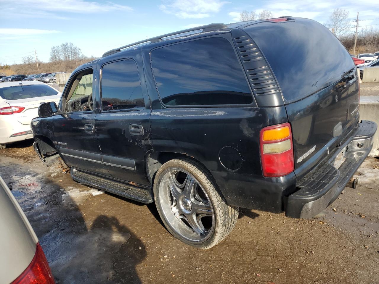 2003 Chevrolet Tahoe - Image 2