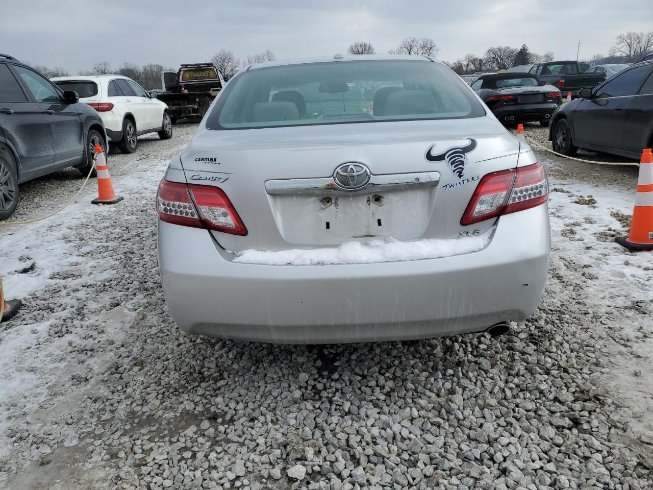 2010 Toyota Camry - Image 6