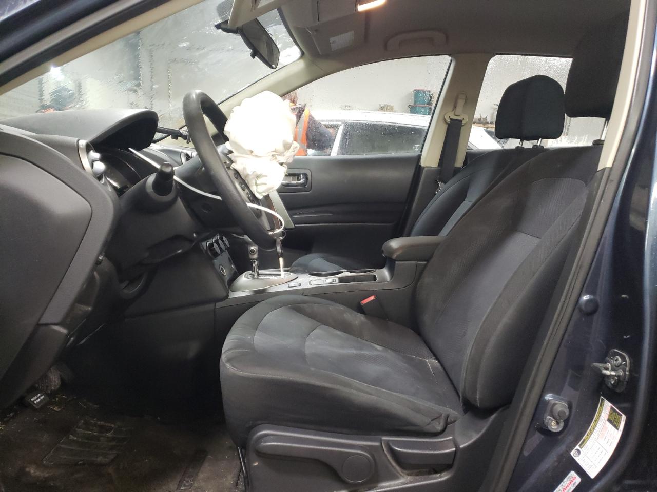 2014 Nissan Rogue - Image 7