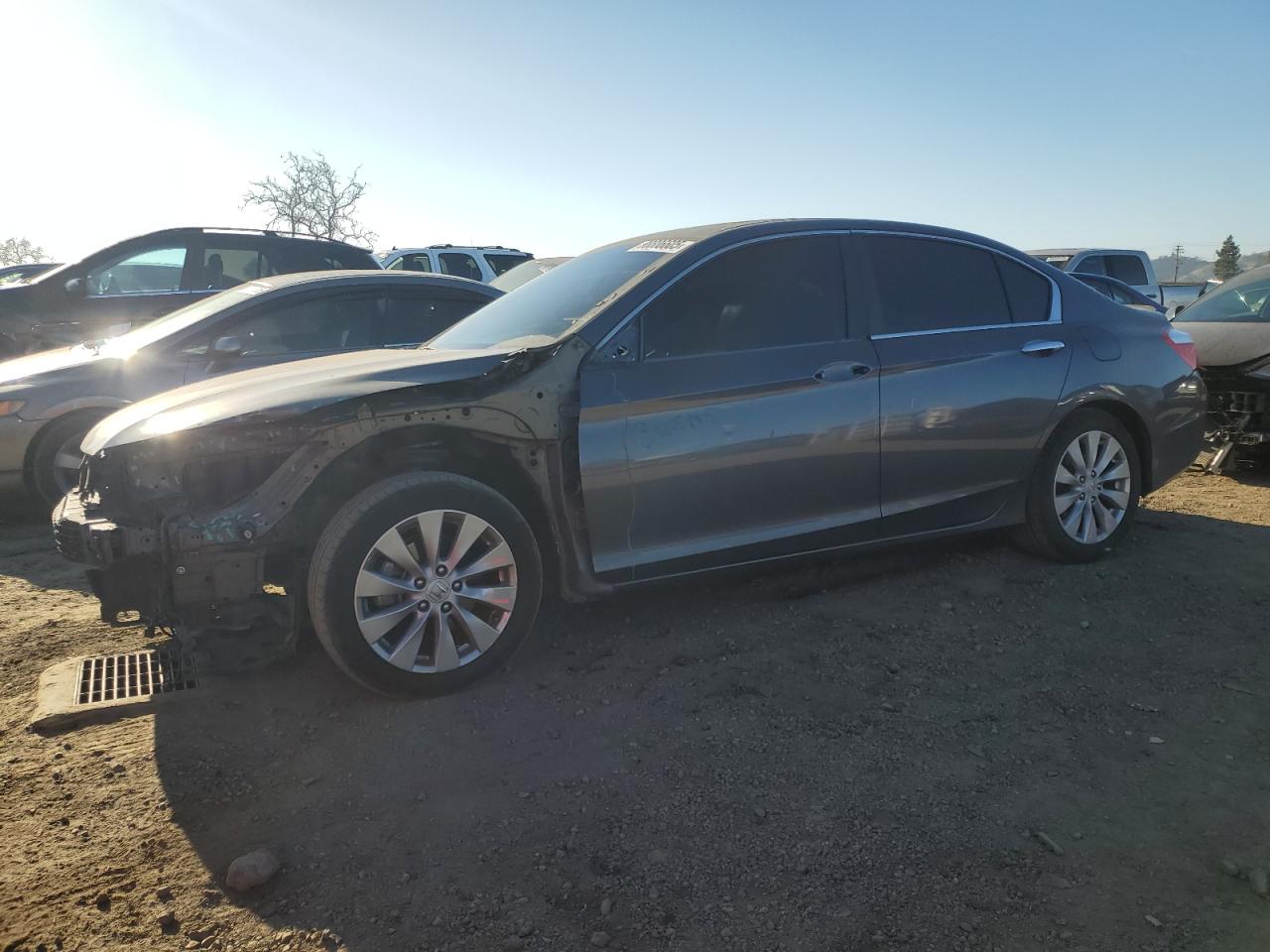 VIN 1HGCR2E76DA133397 2013 HONDA ACCORD no.1