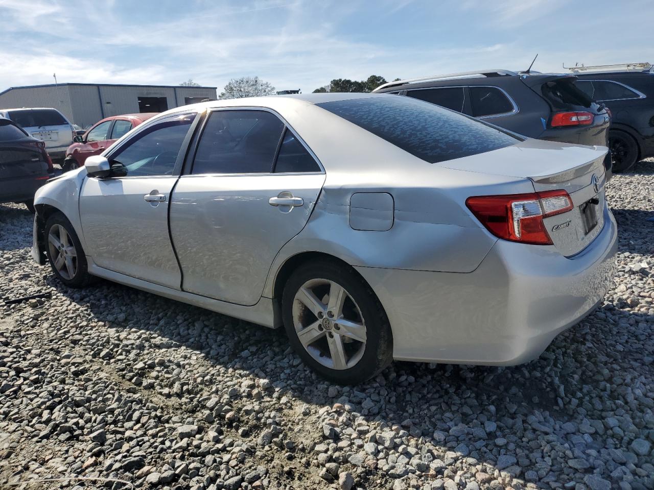 2014 Toyota Camry - Image 2