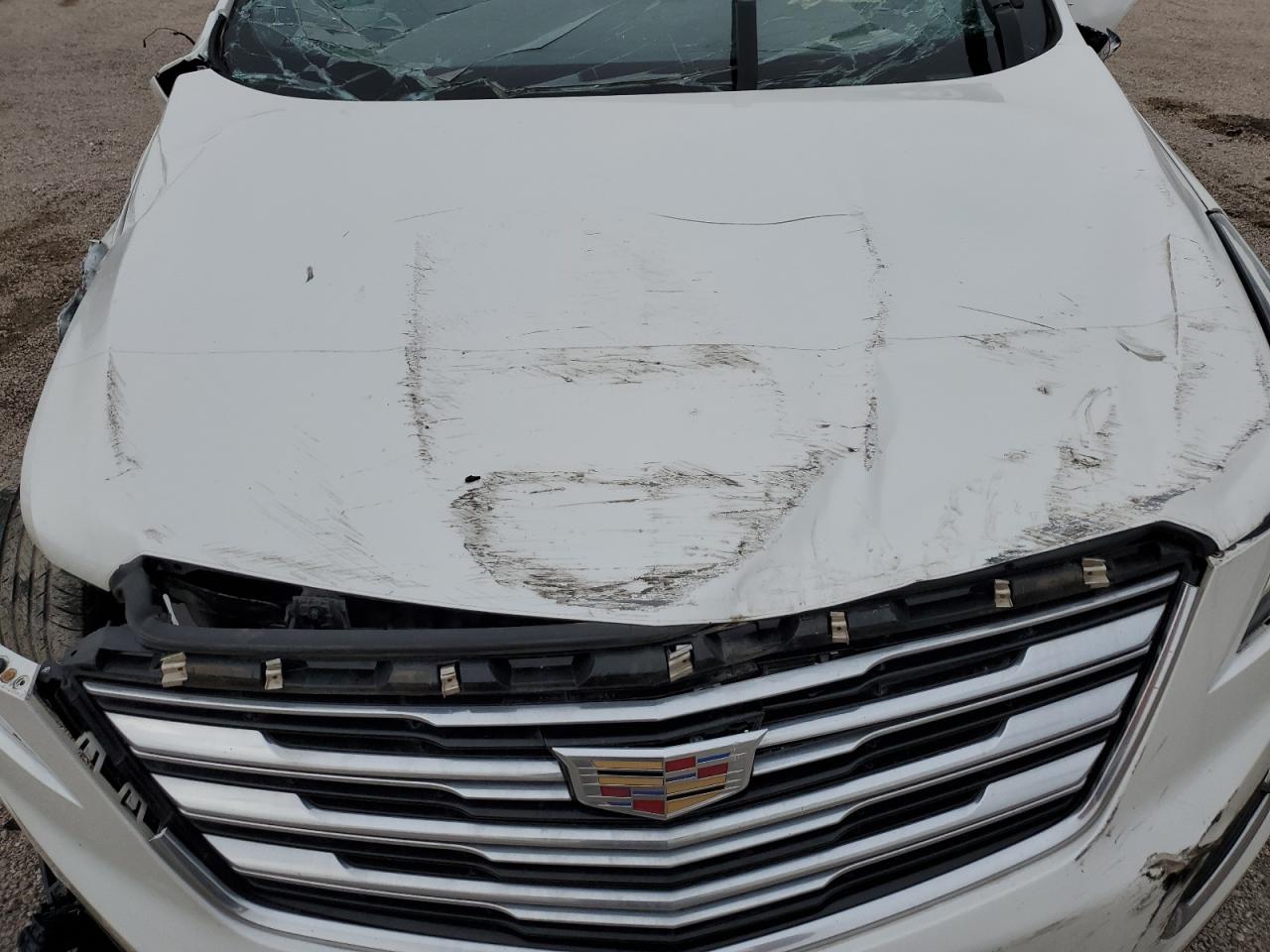 2018 Cadillac XT5 - Image 12
