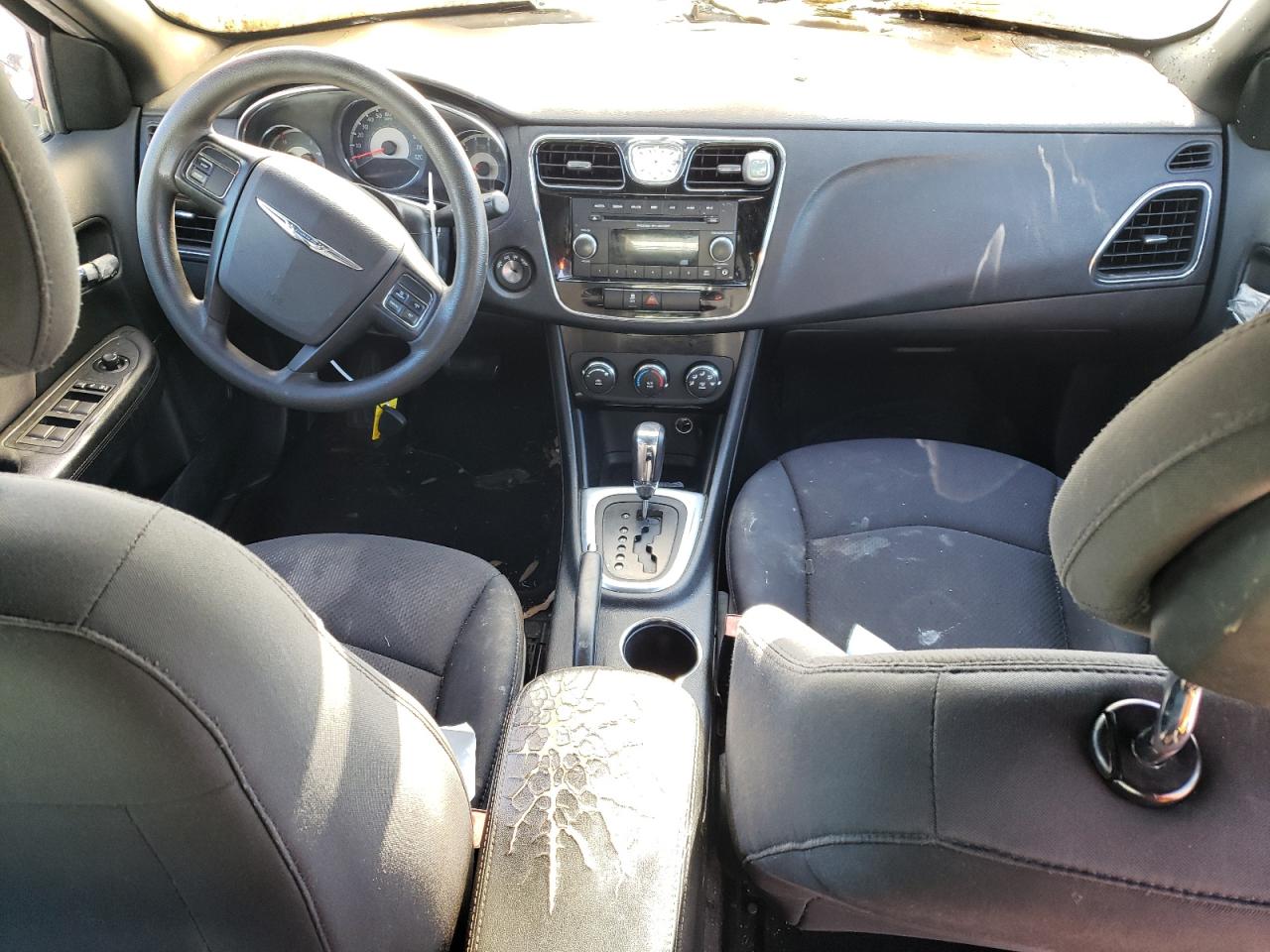 2012 Chrysler 200 - Image 8