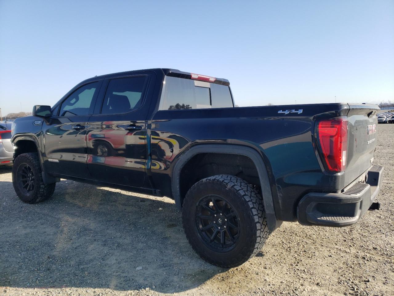 2020 GMC Sierra - Image 2