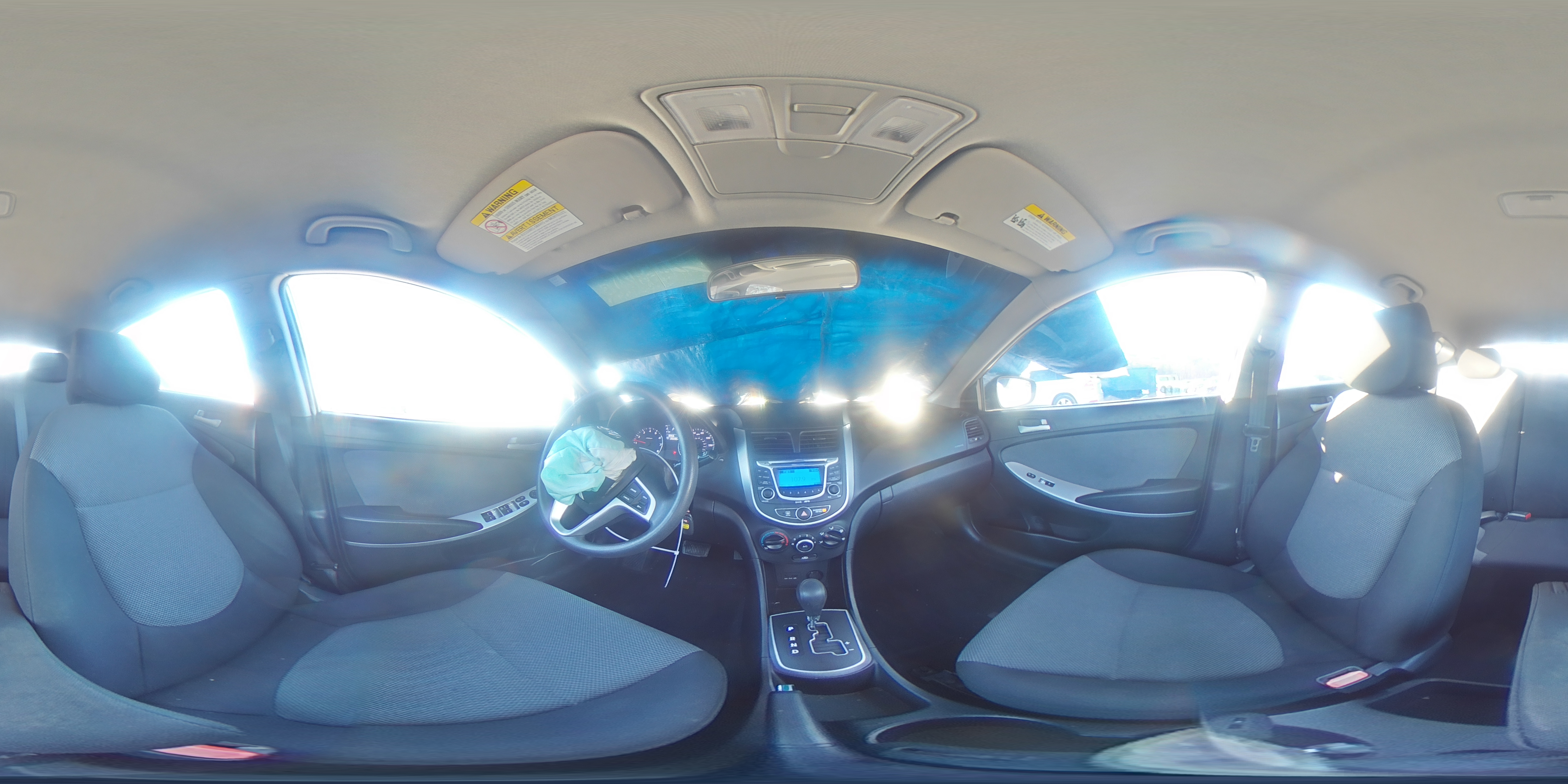 2013 Hyundai Accent - Image 14