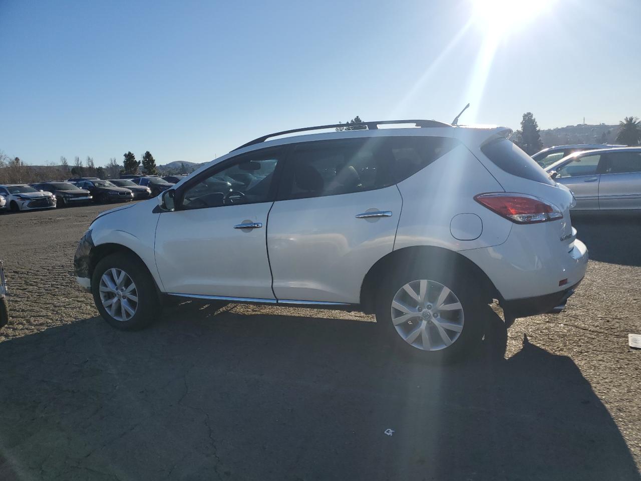 2012 Nissan Murano - Image 2