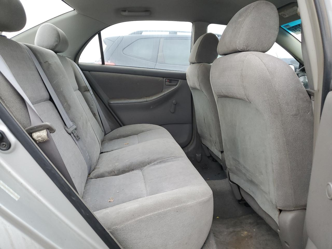 2004 Toyota Corolla - Image 10