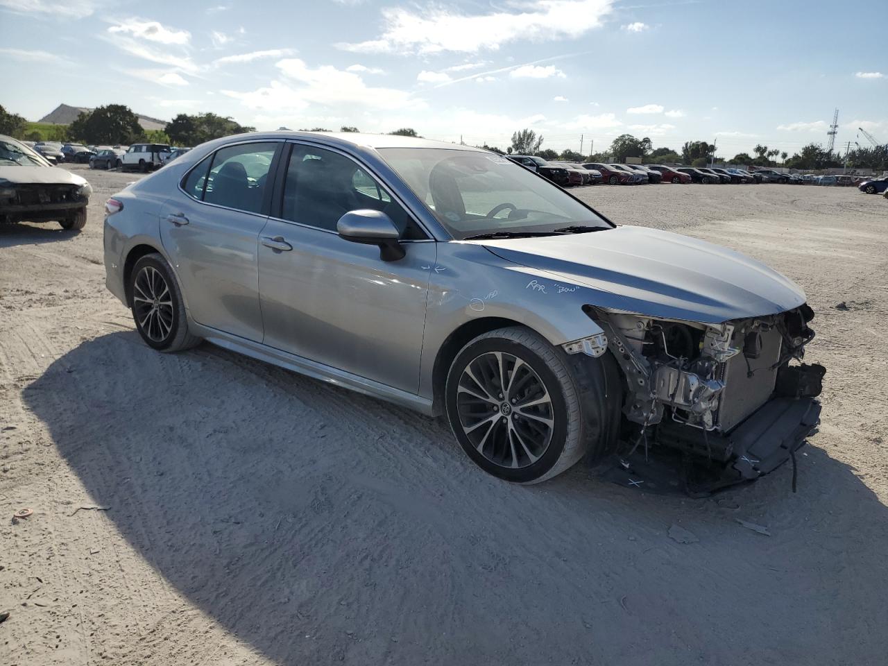 2018 Toyota Camry - Image 4