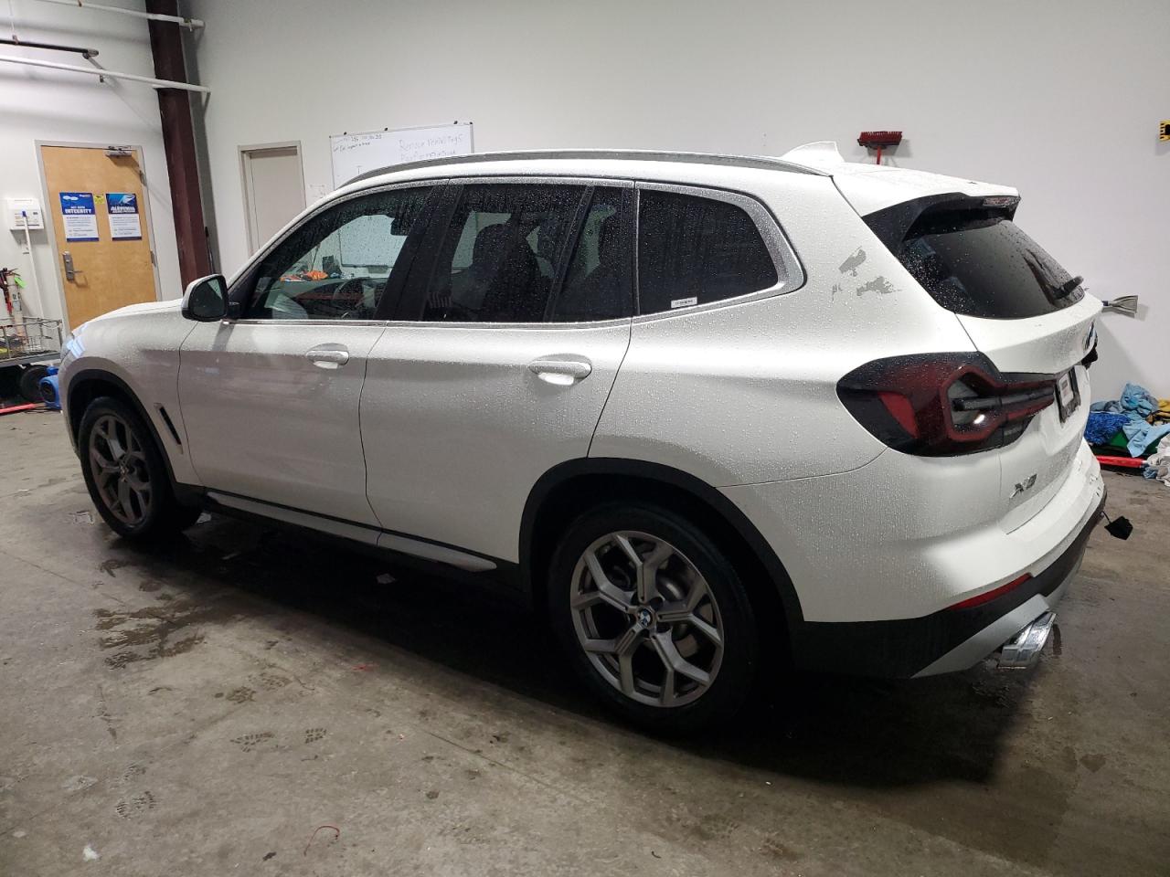 2024 BMW X3 - Image 2