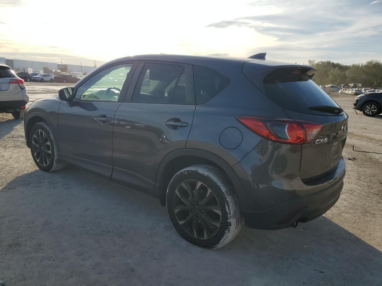2016 Mazda CX-5 - Image 2