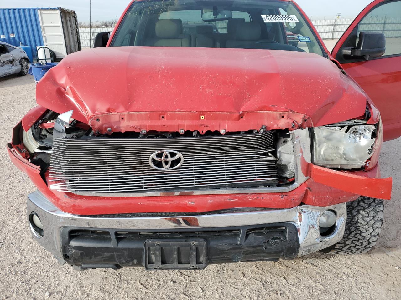 2012 Toyota Tundra - Image 12