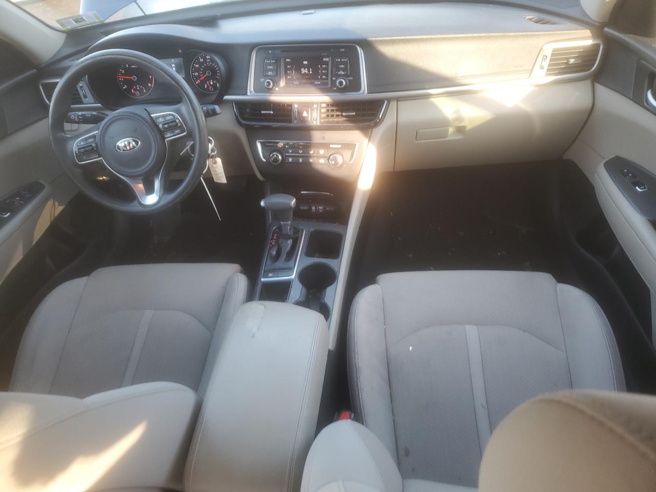 2017 Kia Optima - Image 8