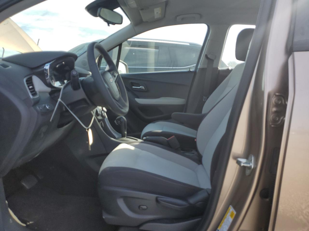 2018 Chevrolet Trax - Image 7
