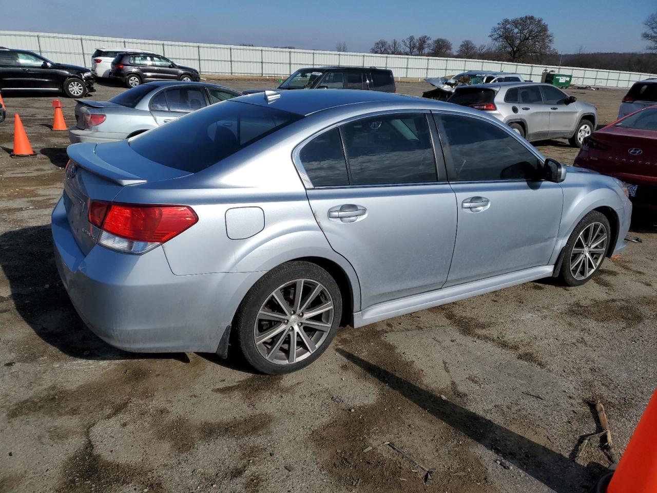 2014 Subaru Legacy - Image 3