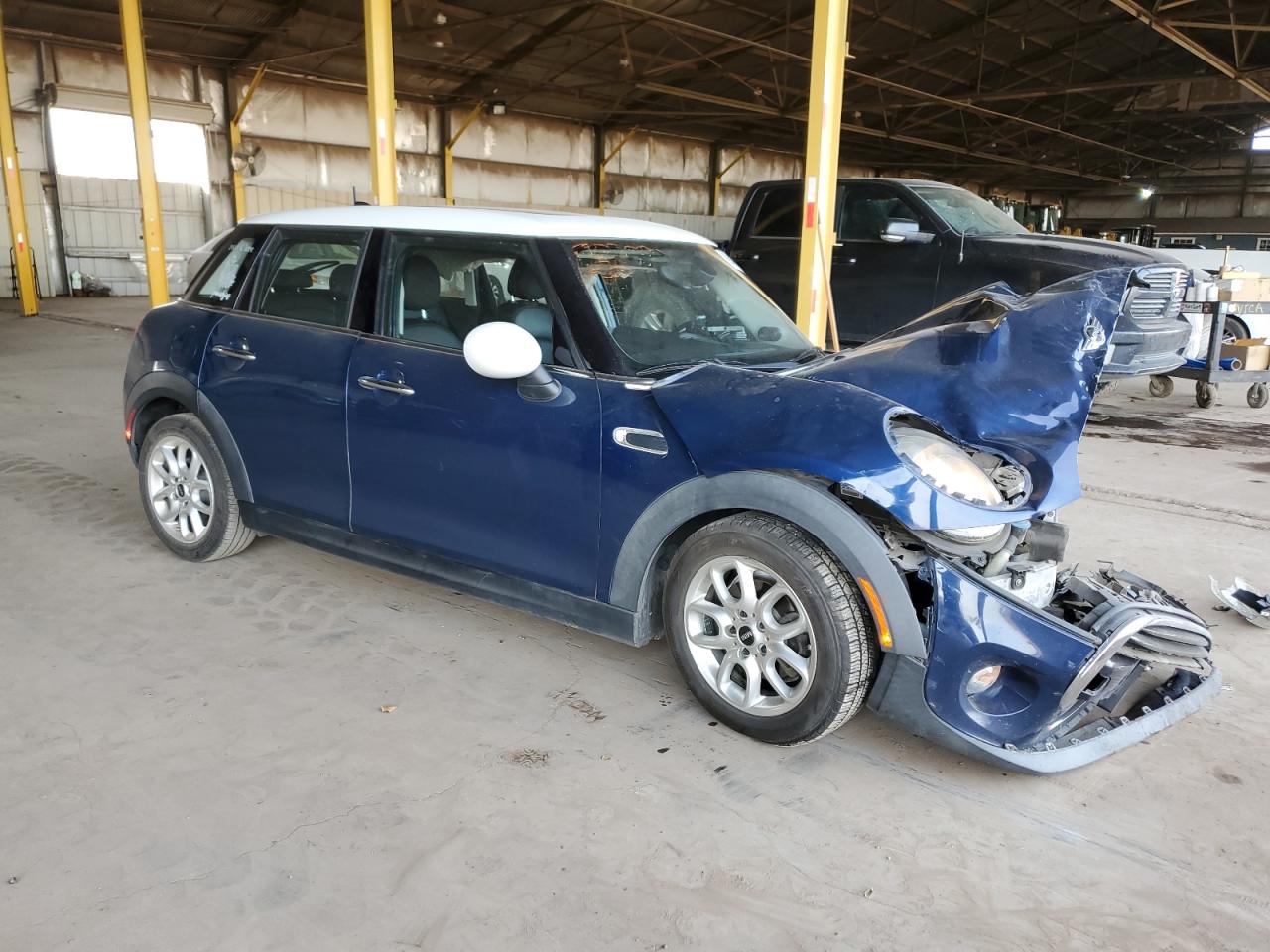 2016 MINI Cooper - Image 4