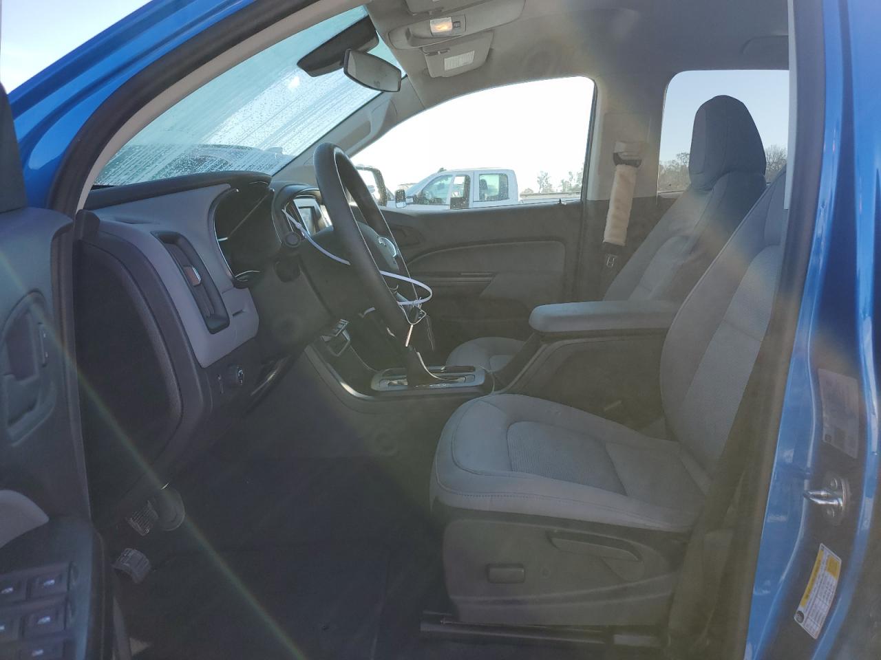 2022 Chevrolet Colorado - Image 7