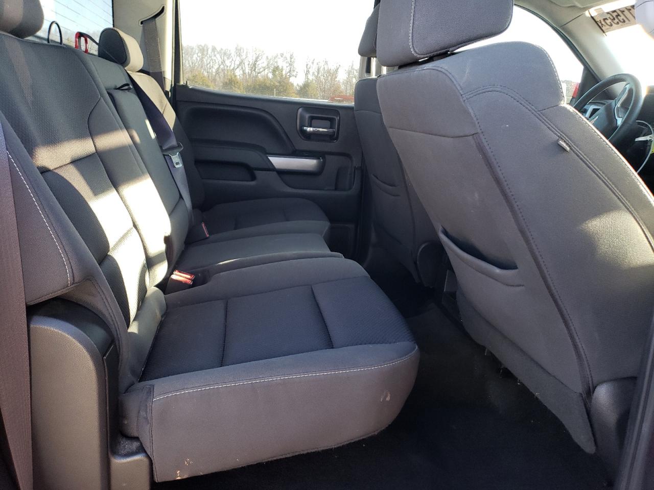 2017 Chevrolet Silverado - Image 10