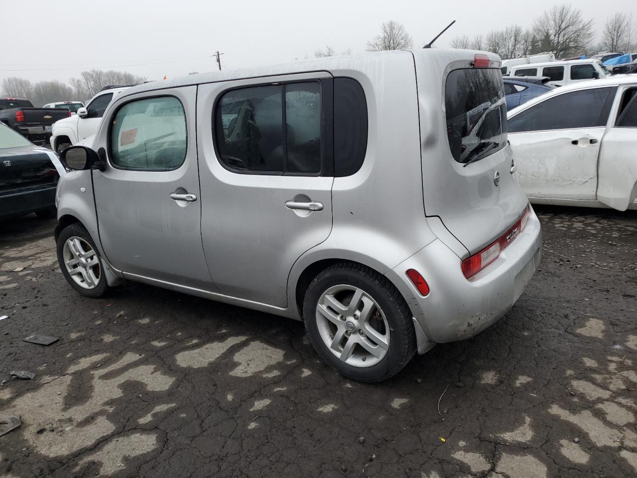 2009 Nissan Cube - Image 2