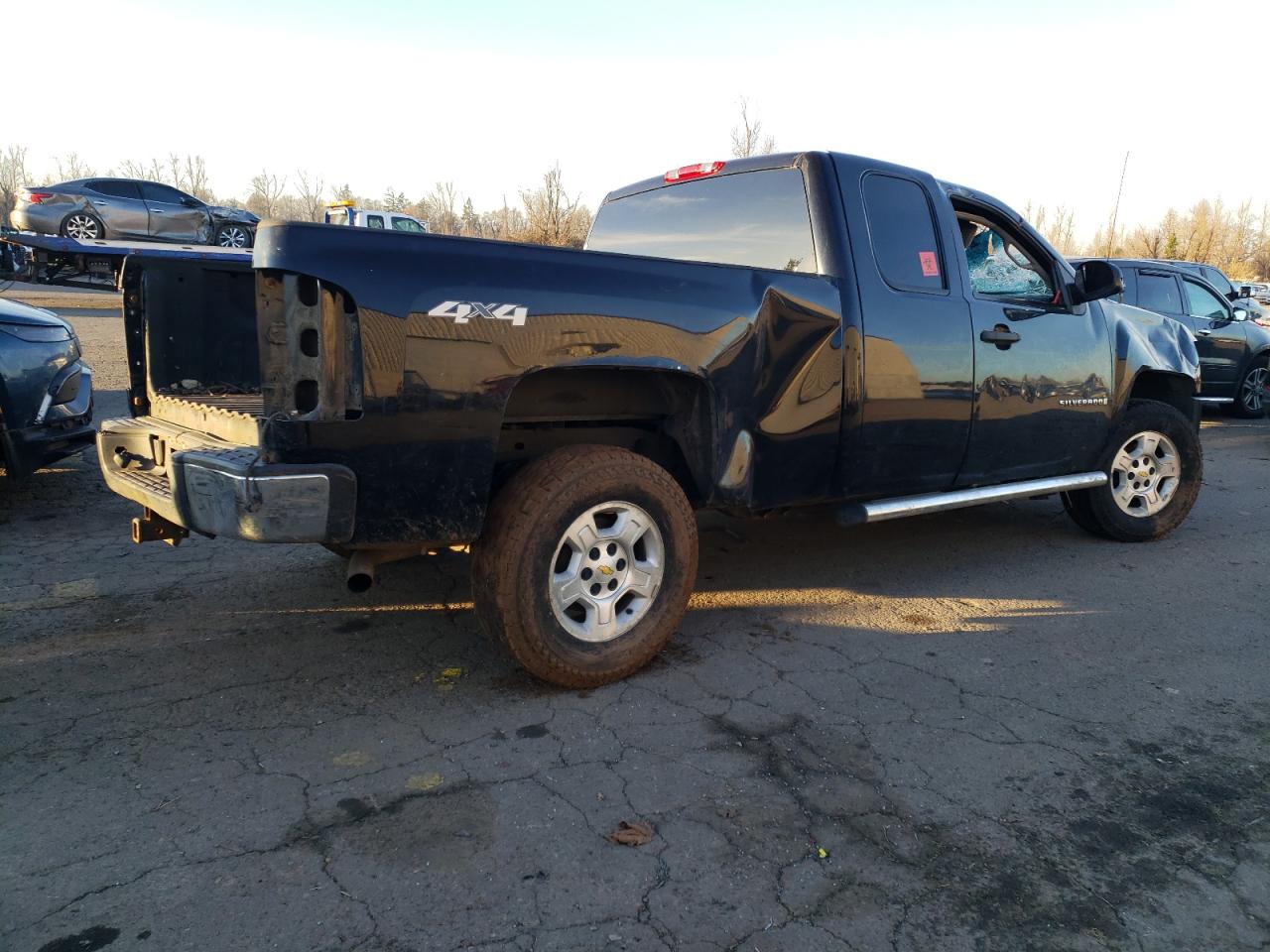 2009 Chevrolet Silverado - Image 3