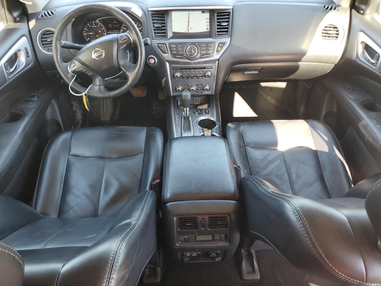 2020 Nissan Pathfinder - Image 8