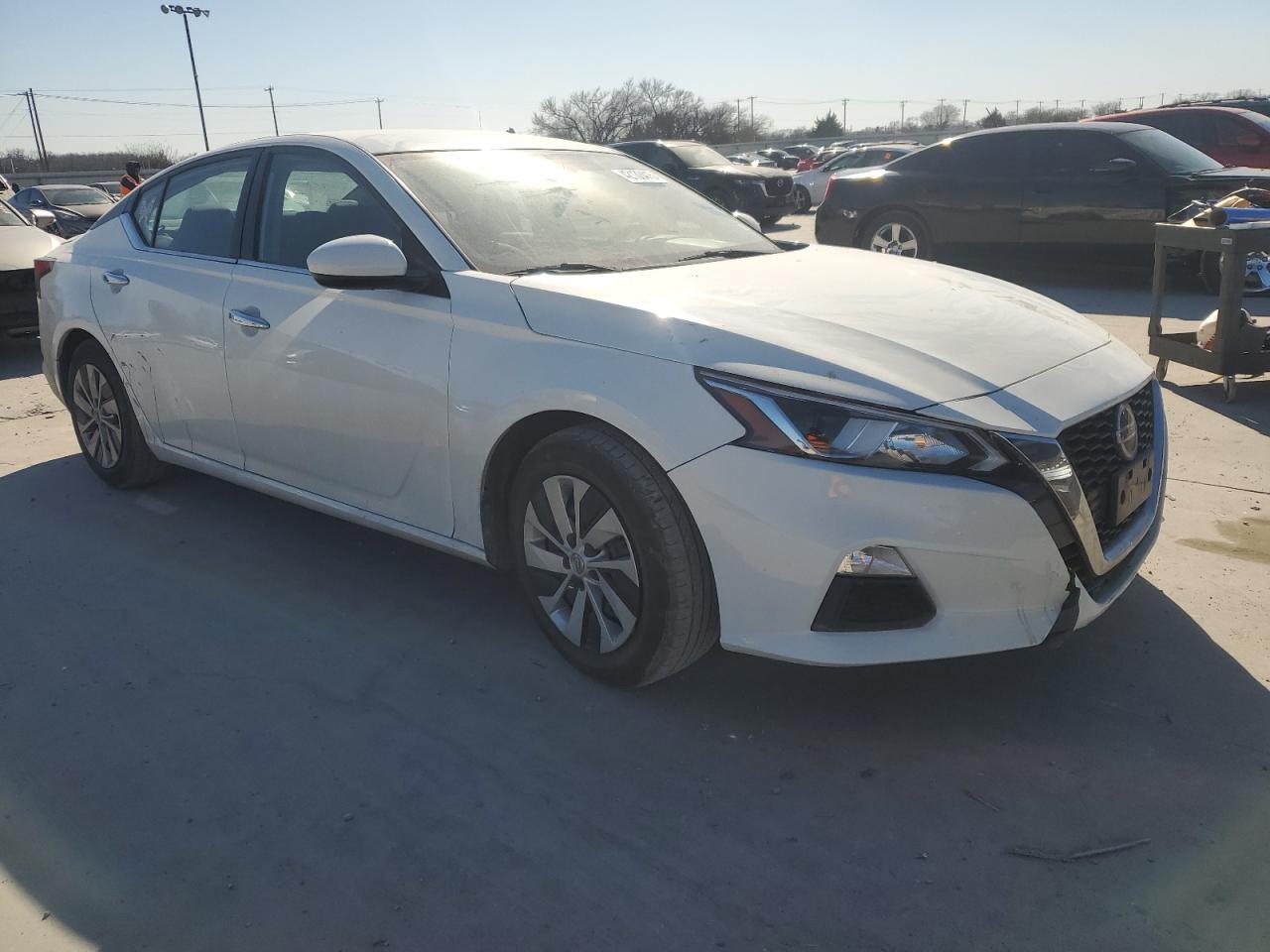 2020 Nissan Altima - Image 4