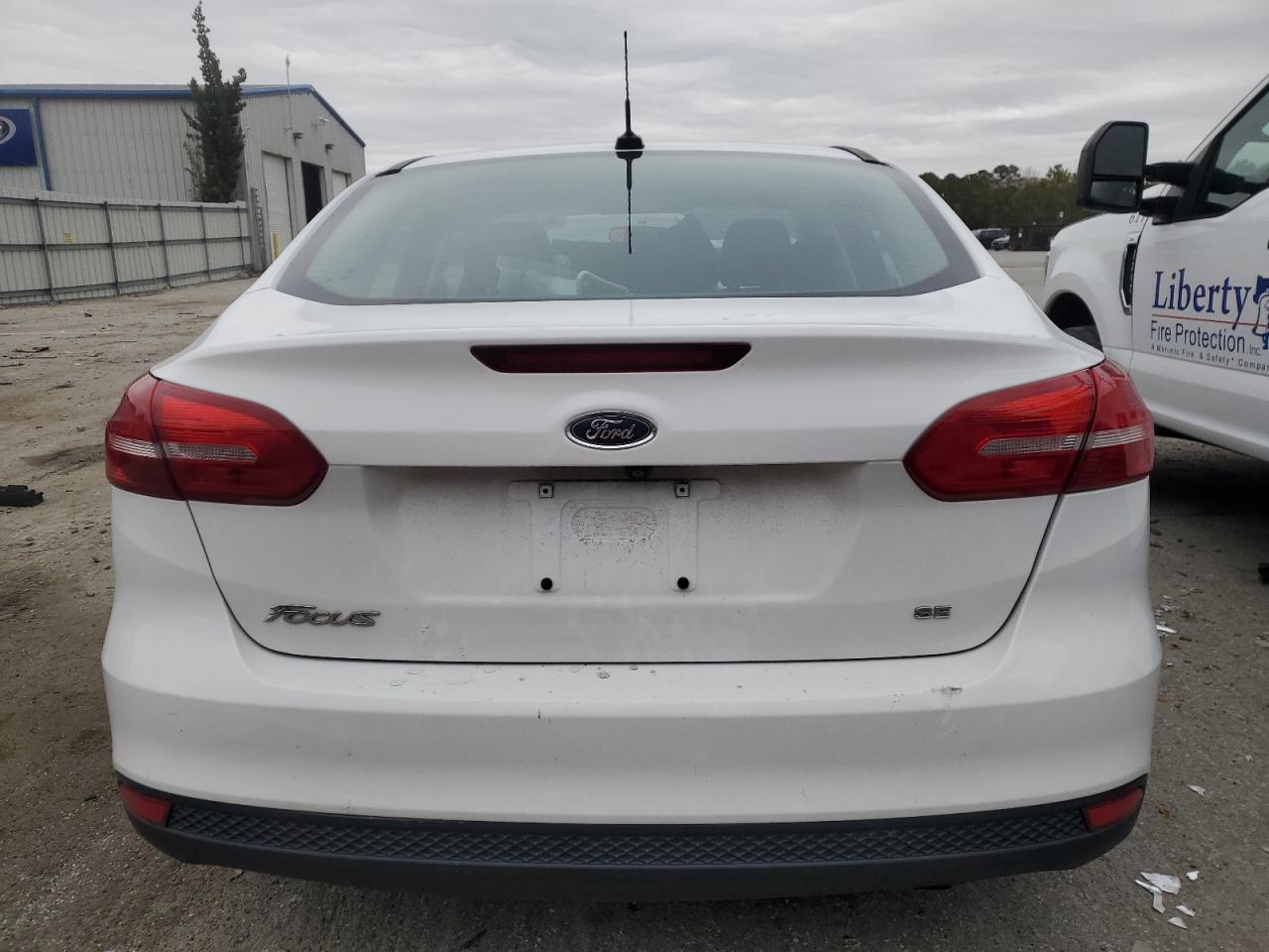 2018 Ford Focus - Image 6