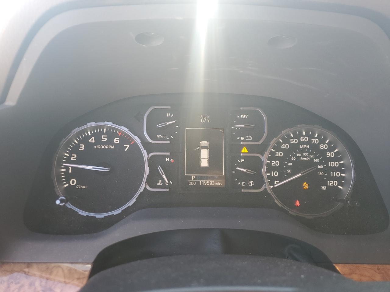 2018 Toyota Tundra - Image 9