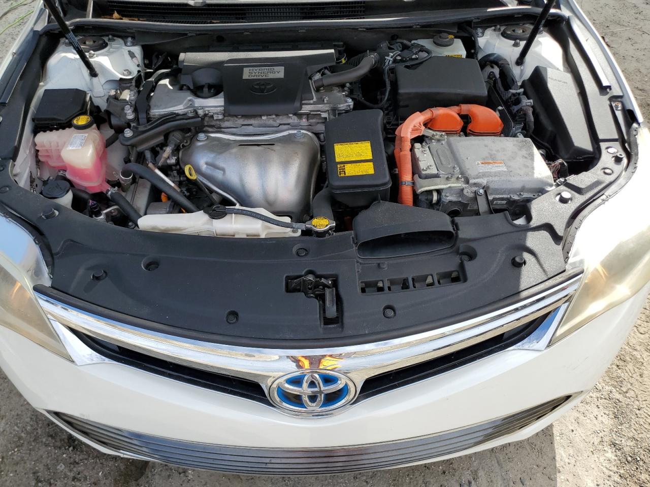 2014 Toyota Avalon - Image 11