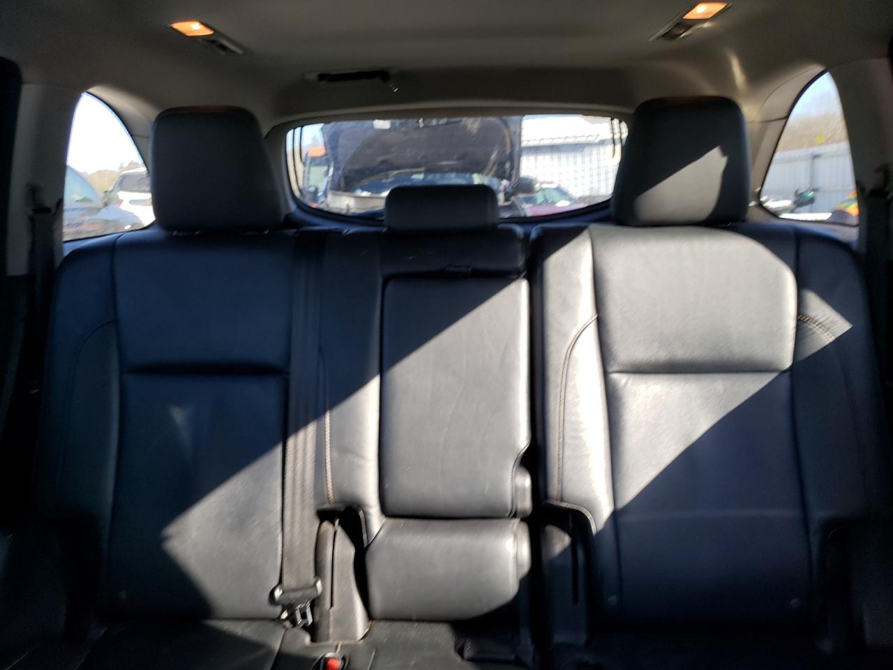 2014 Toyota Highlander - Image 10
