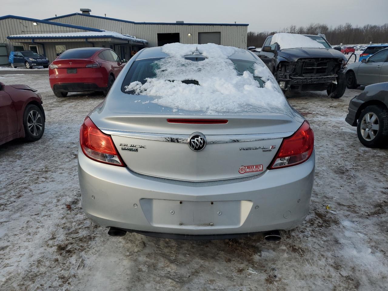 2011 Buick Regal - Image 6