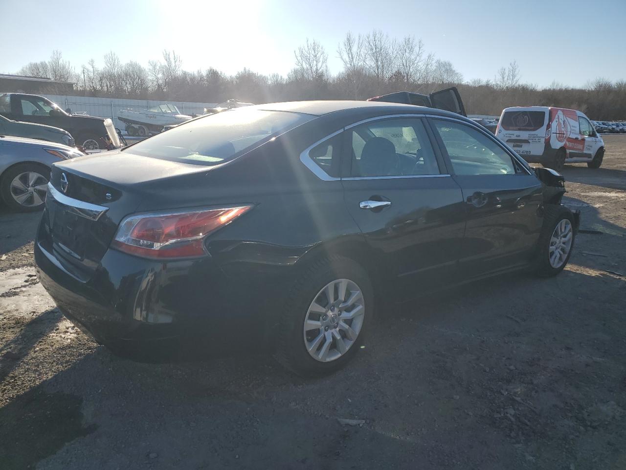 2015 Nissan Altima - Image 3