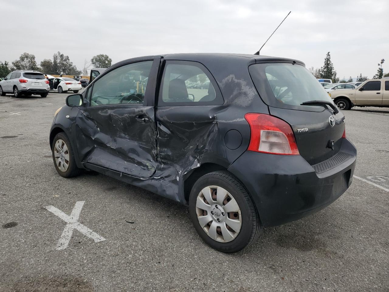 2007 Toyota Yaris - Image 2