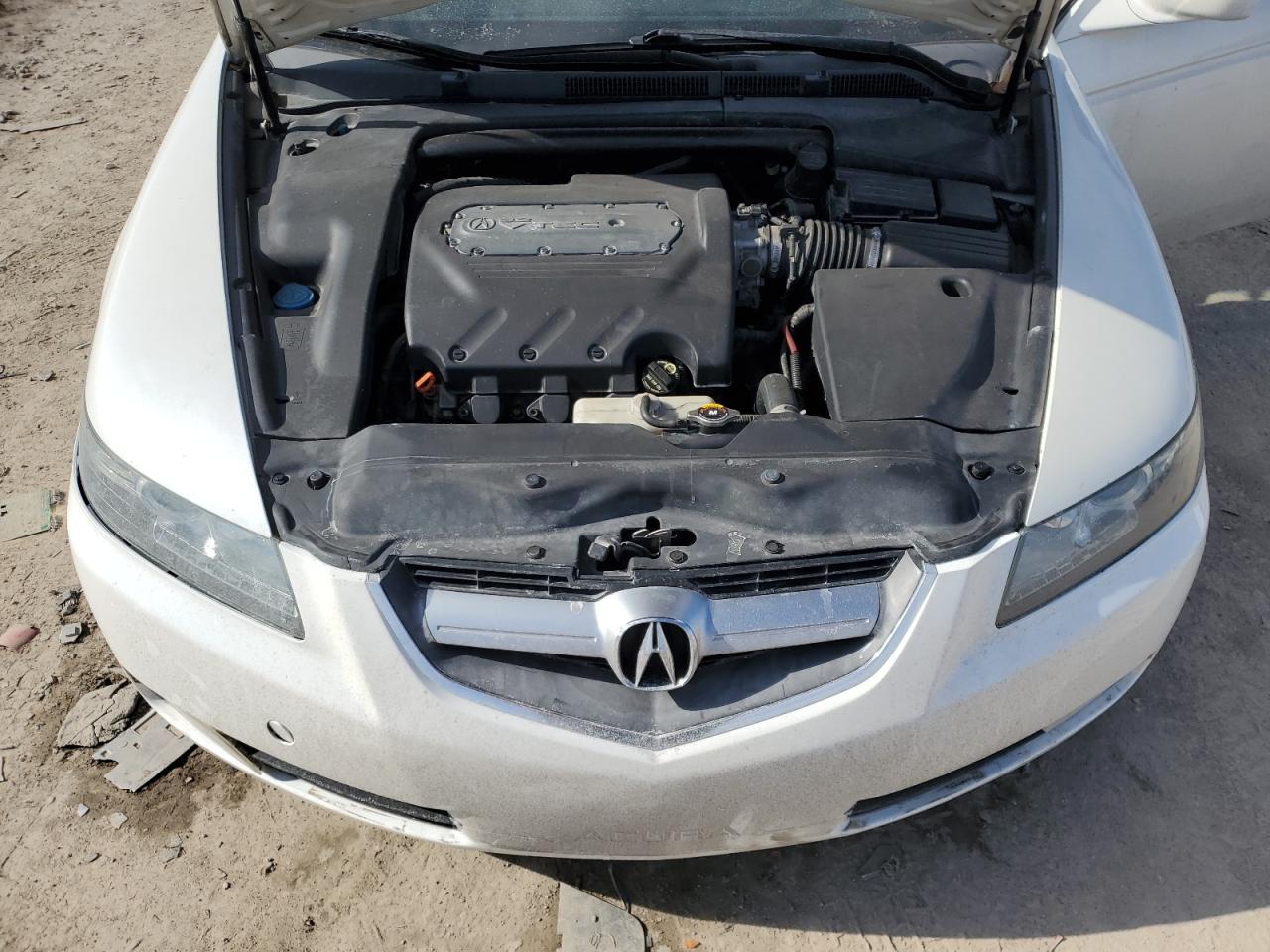 2005 Acura TL - Image 13