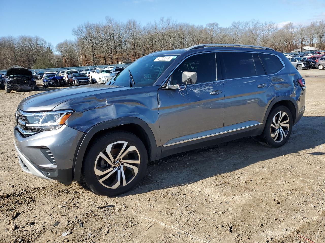 2021 Volkswagen Atlas - Image 1
