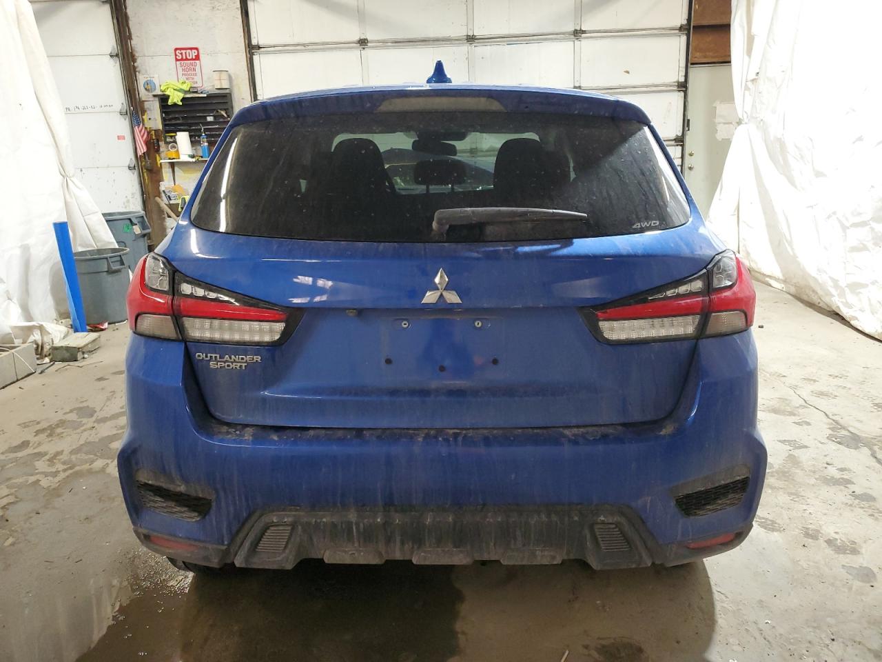 2021 Mitsubishi Outlander - Image 6