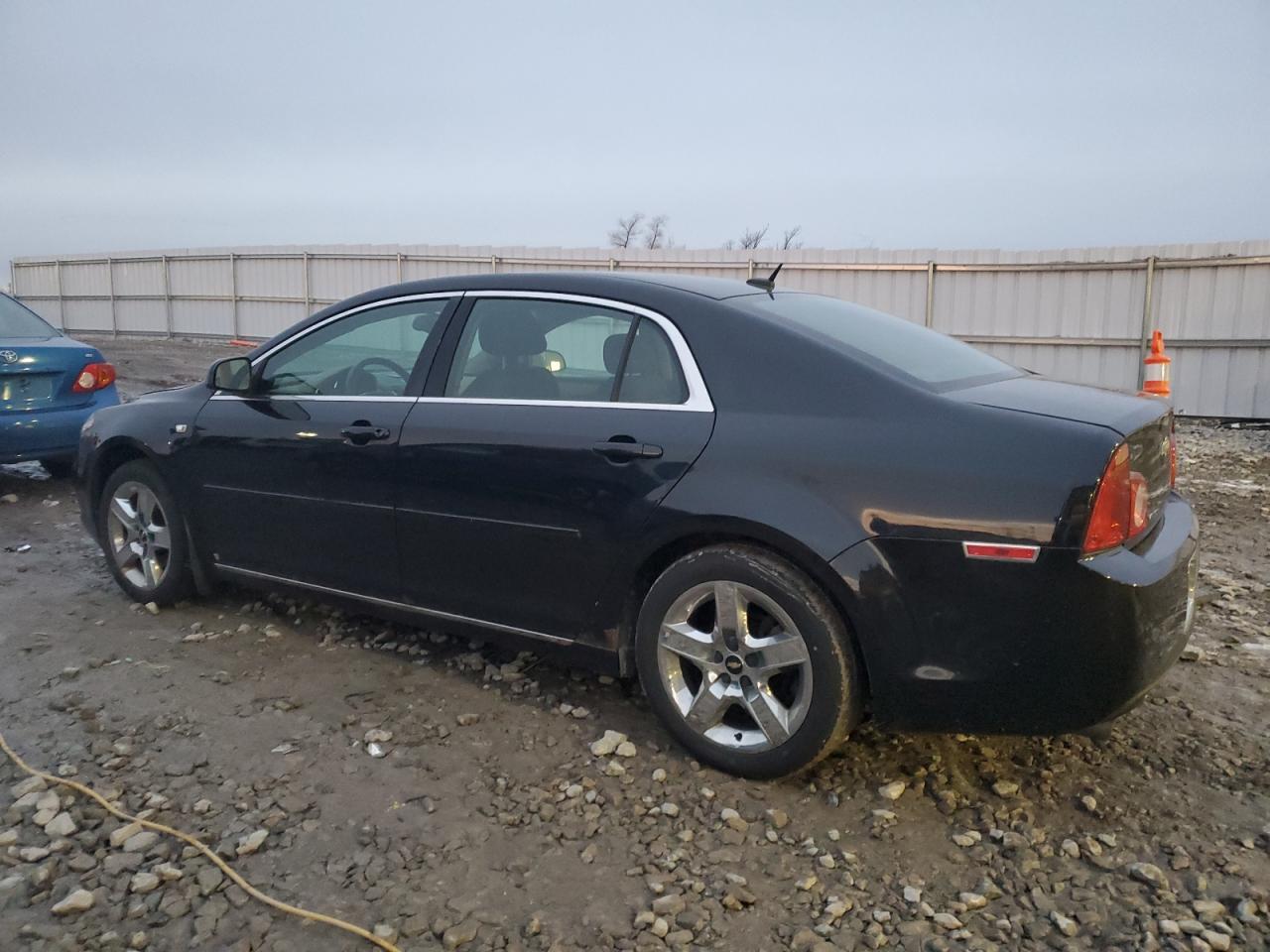 2008 Chevrolet Malibu - Image 2