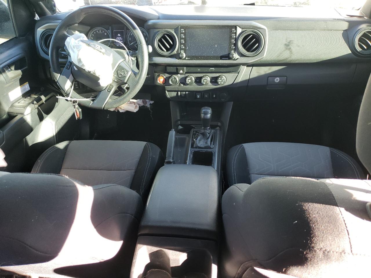 2020 Toyota Tacoma - Image 8