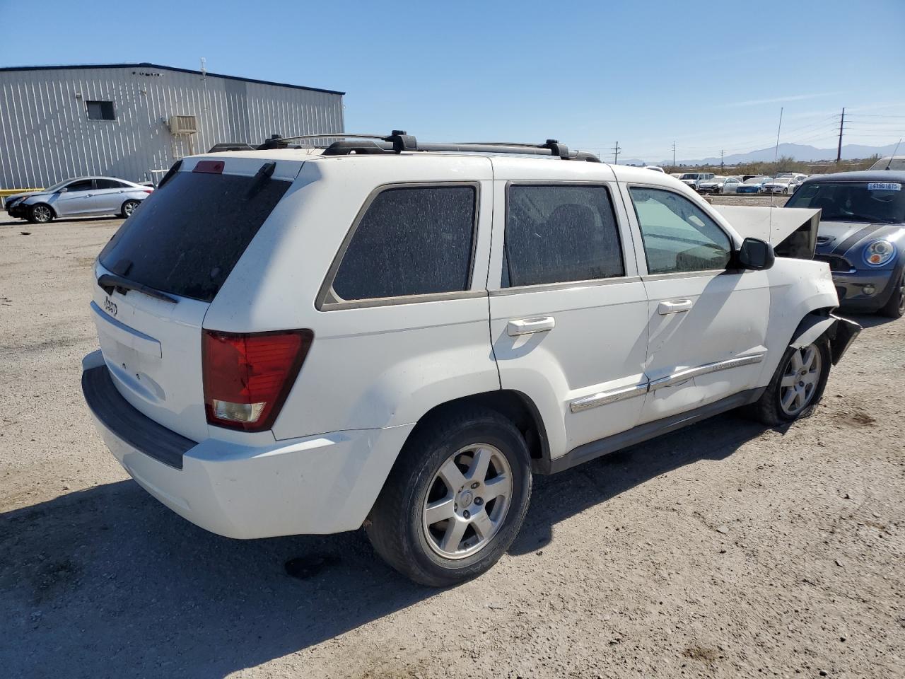 2010 Jeep Grand Cherokee - Image 3