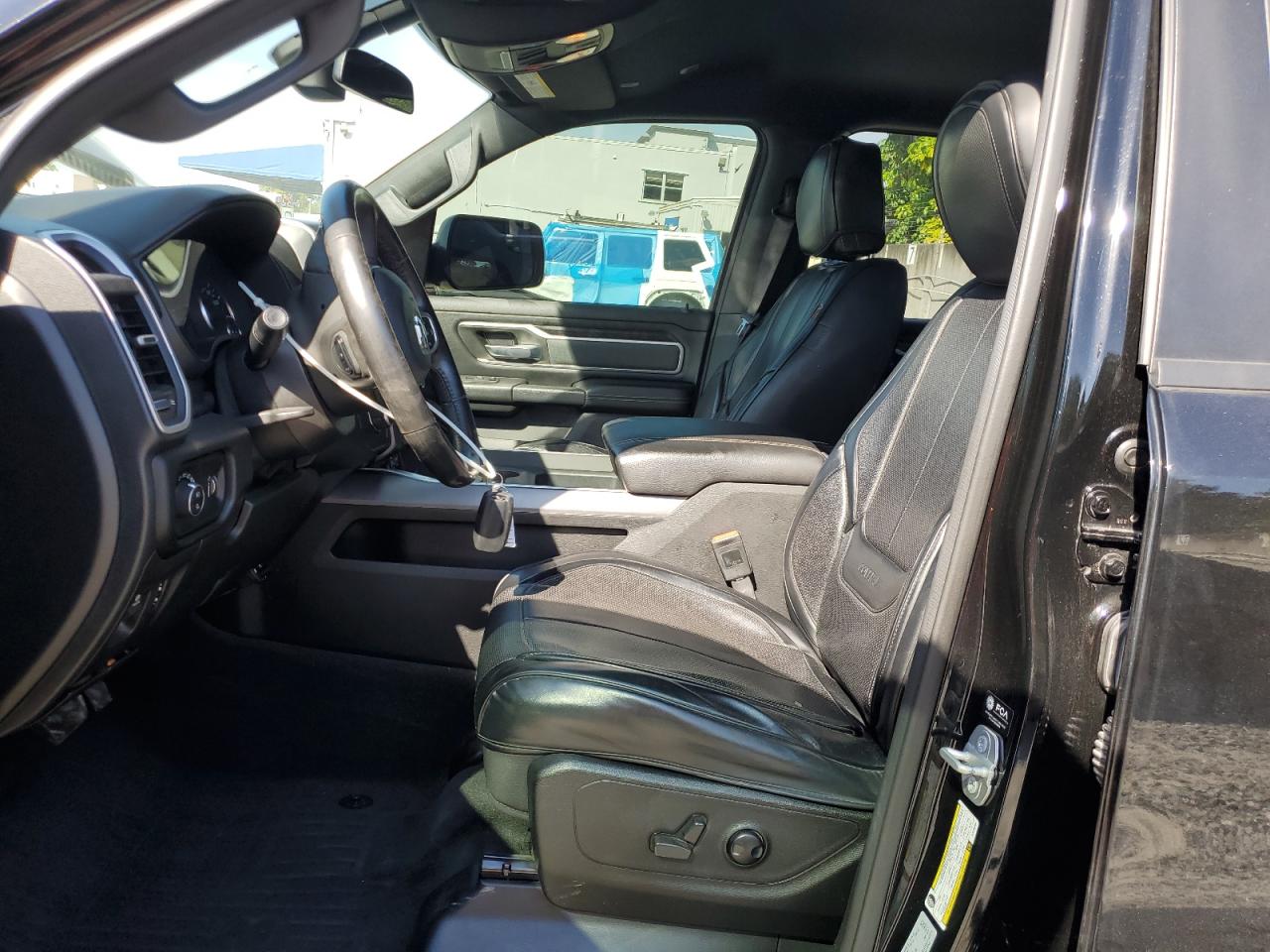 2022 RAM 1500 - Image 7