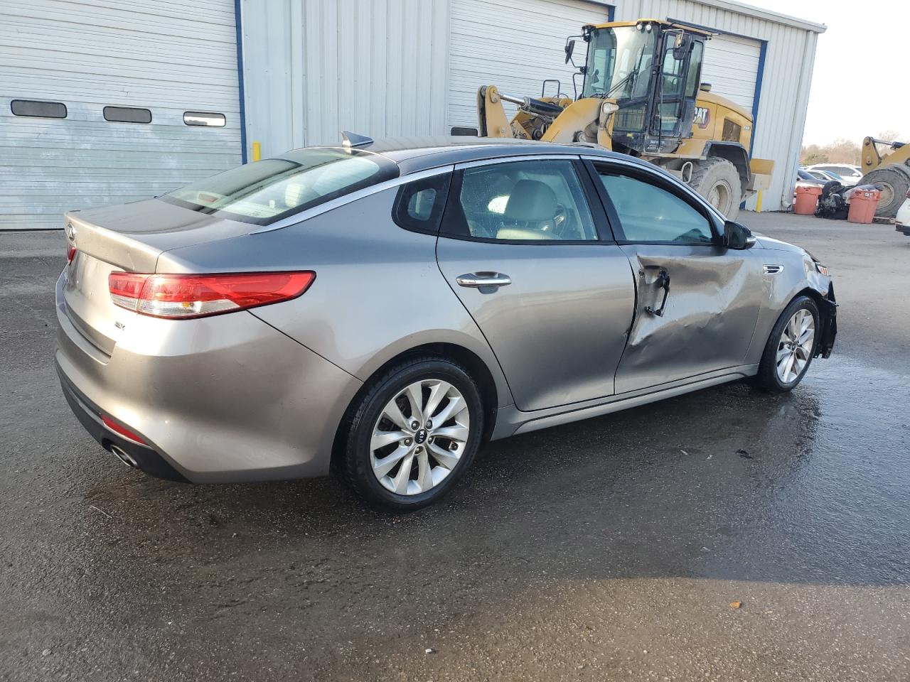 2016 Kia Optima - Image 3