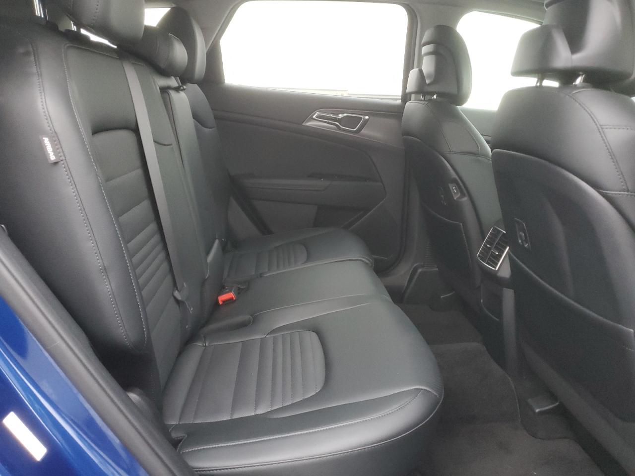 2024 Kia Sportage - Image 11