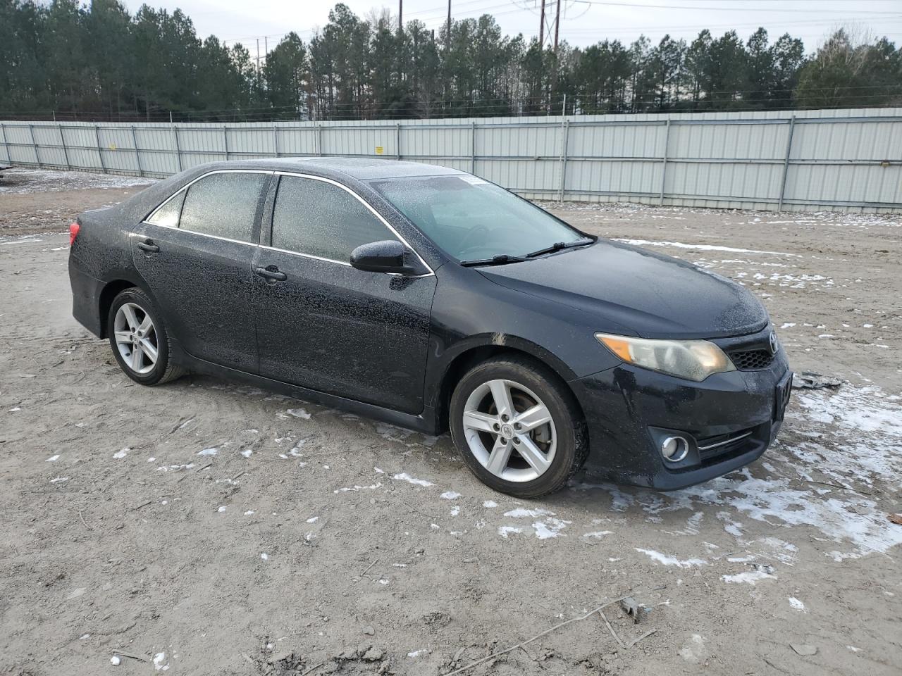2012 Toyota Camry - Image 4