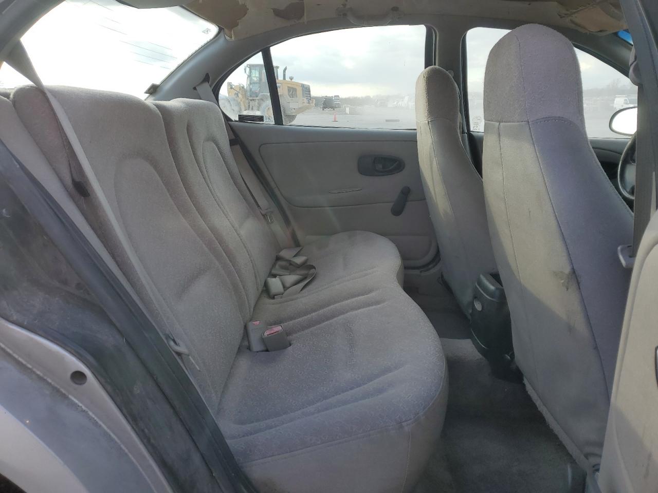 2000 Saturn SL - Image 11