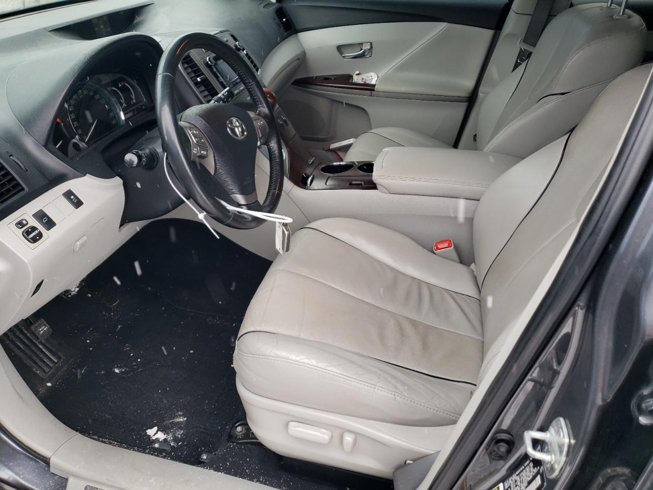 2010 Toyota Venza - Image 7