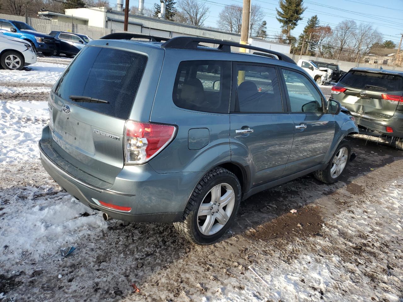 2010 Subaru Forester - Image 3