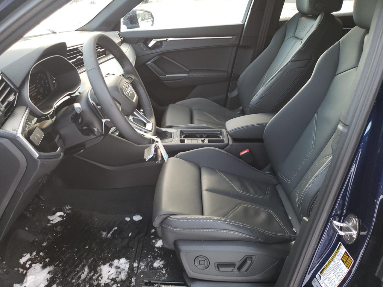 2024 Audi Q3 - Image 7