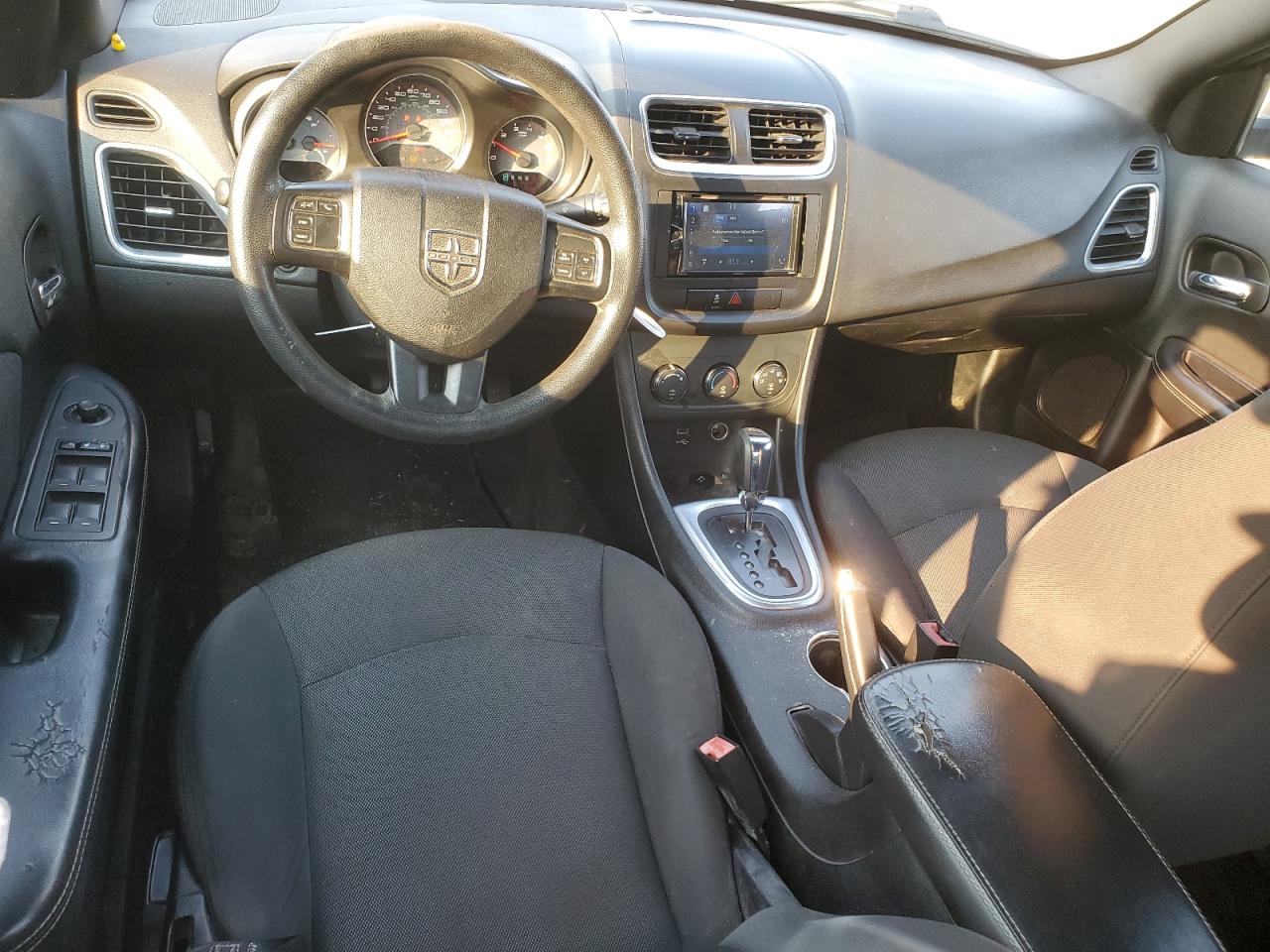 2014 Dodge Avenger - Image 8