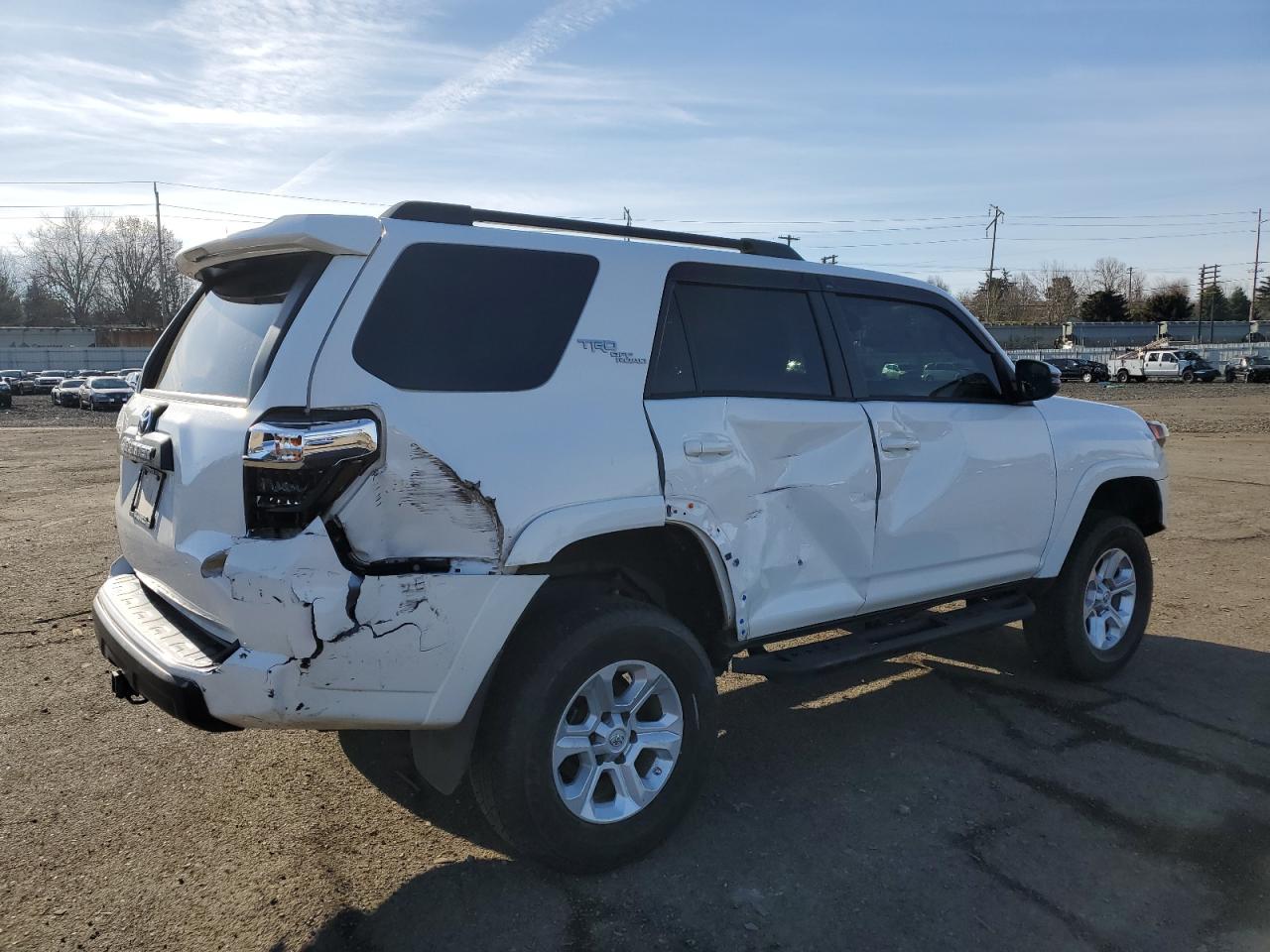 2019 Toyota 4Runner - Image 3