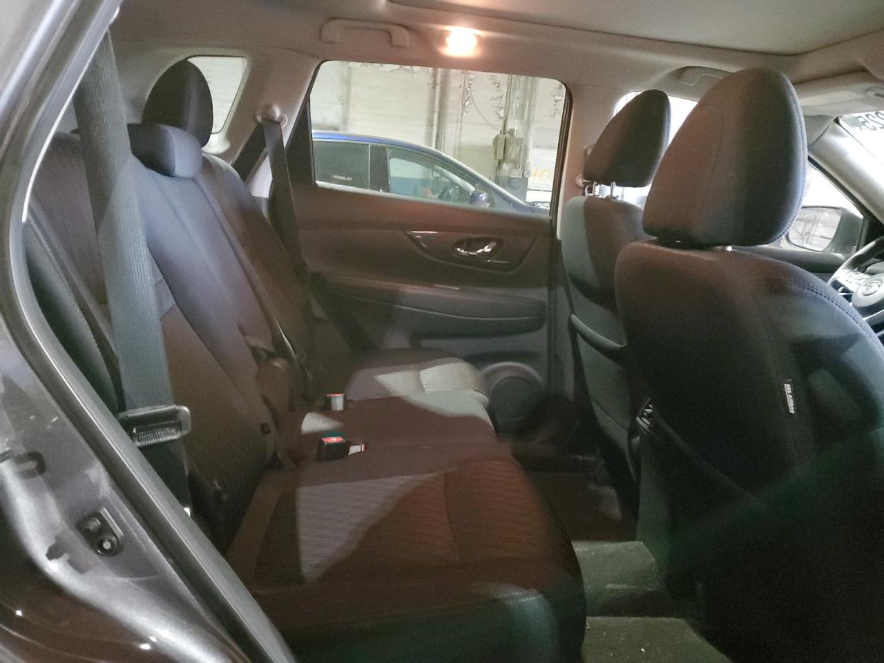 2020 Nissan Rogue - Image 11